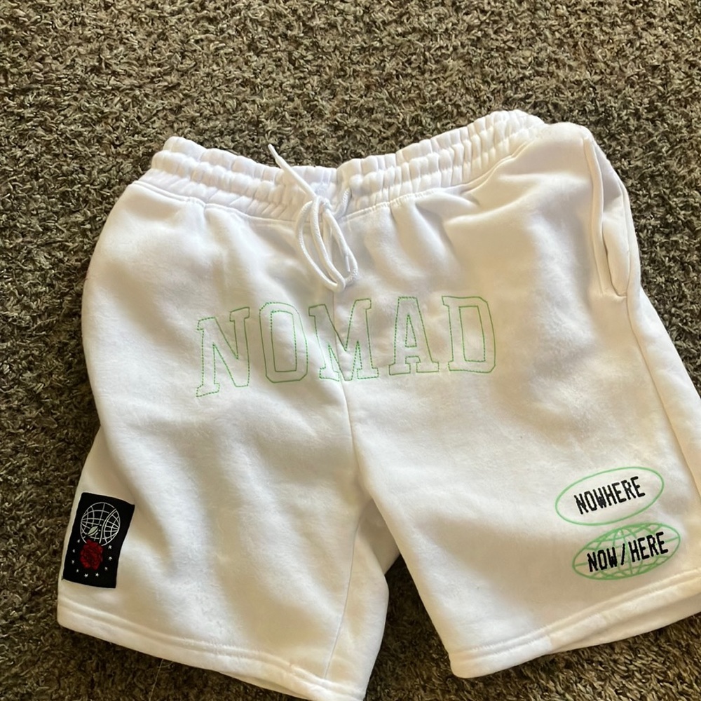 Mens Brooklyn cloth Nomad white shorts.
